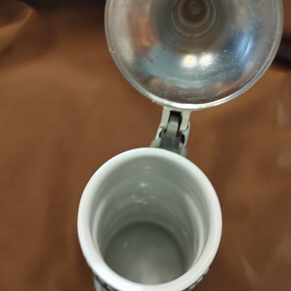 Vintage Avon Beer Stein with lid, 1976 Avon Collectible Beer Stein - Picture 10 of 13